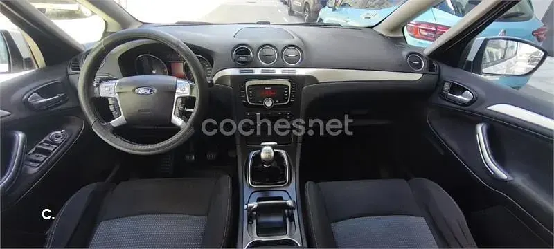 Usado Ford S-MAX Trend 115 CV (84 kW) 2013 Blanco Monovolumen