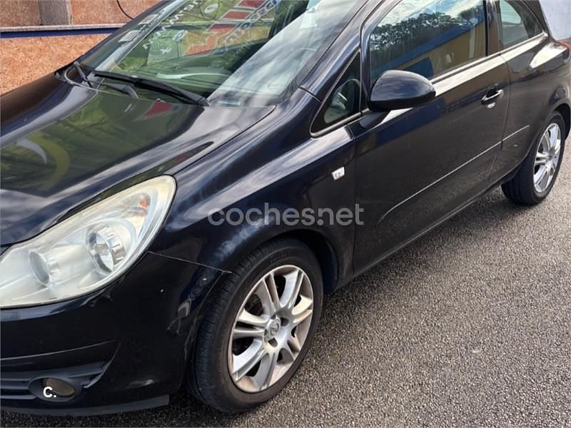 Usado Opel Corsa Sport 90 CV (66 kW) 2007 Negro Utilitario