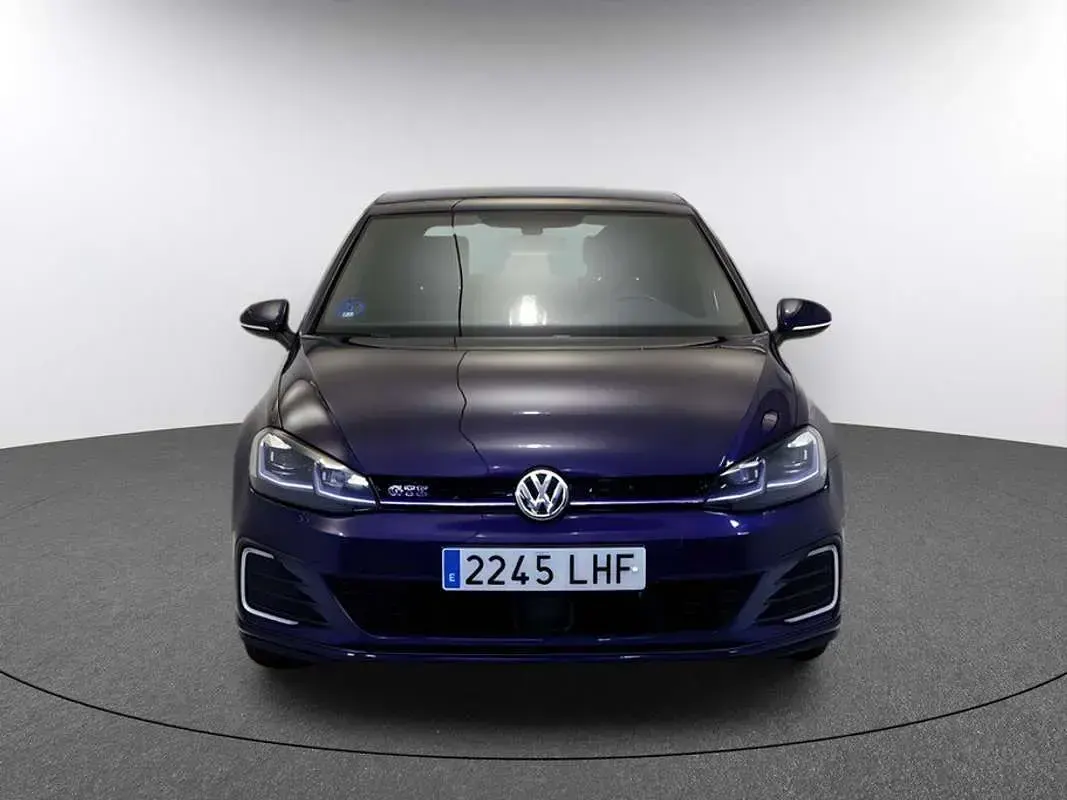 Usado VW Golf VIII GTE 204 CV (150 kW) 2020 Azul Familiar
