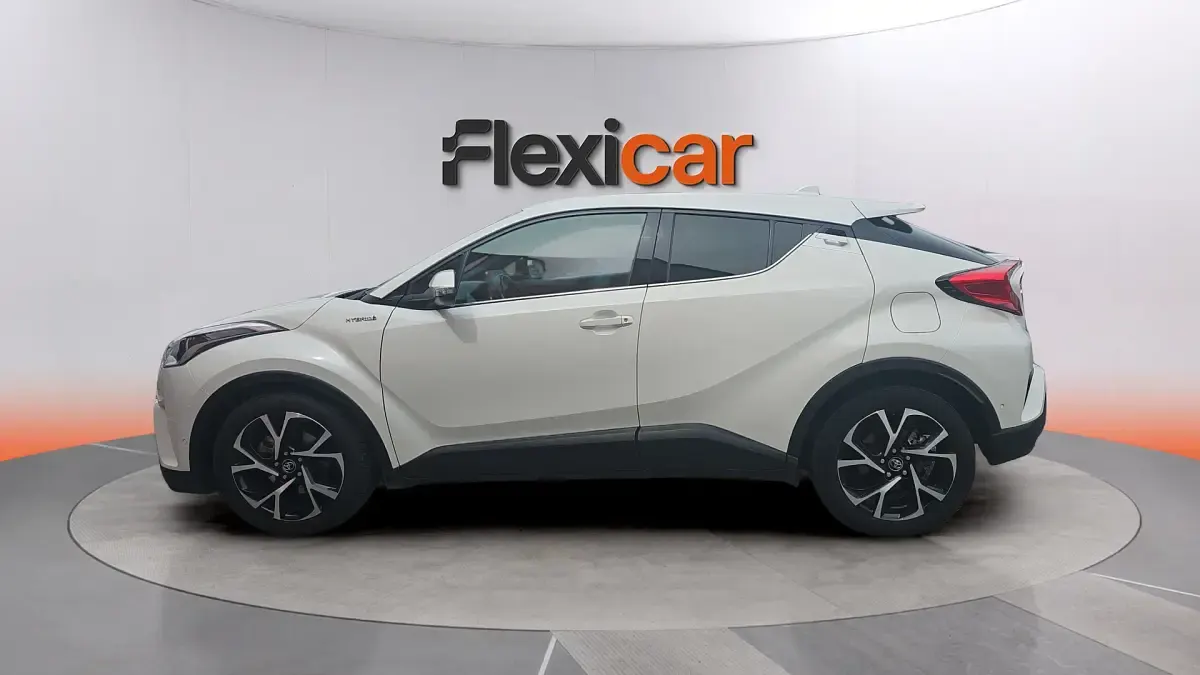 Usado Toyota C-HR Active 122 CV (89 kW) 2019 Blanco SUV