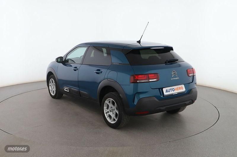 Begagnad Citroën C4 Feel 110 HK (80 kW) 2019 Grön Sedan