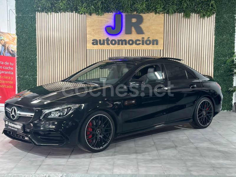 Negro Usado 2016 Mercedes CLA45 AMG Berlina | 33.990 € (Un poco caro) - Imagen 1/4