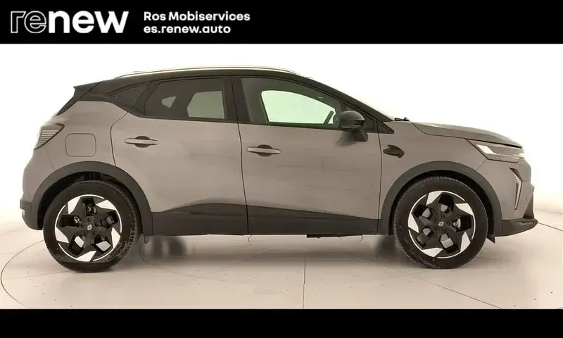 Usado Renault Captur Techno 100 CV (73 kW) 2025 Gris SUV