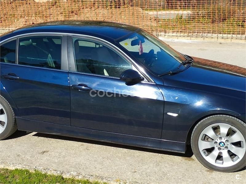 Usado BMW 330 258 CV (189 kW) 2006 Azul Berlina