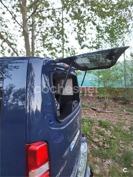 Usado Peugeot Traveller Business-Line 150 CV (110 kW) 2017 Azul Monovolumen
