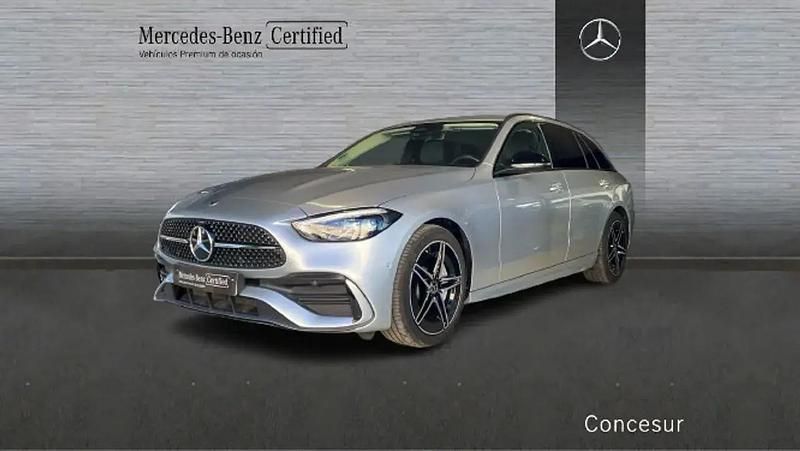 Usado Mercedes C220 199 HP (146 kW) 2025 Prateado Carrinha