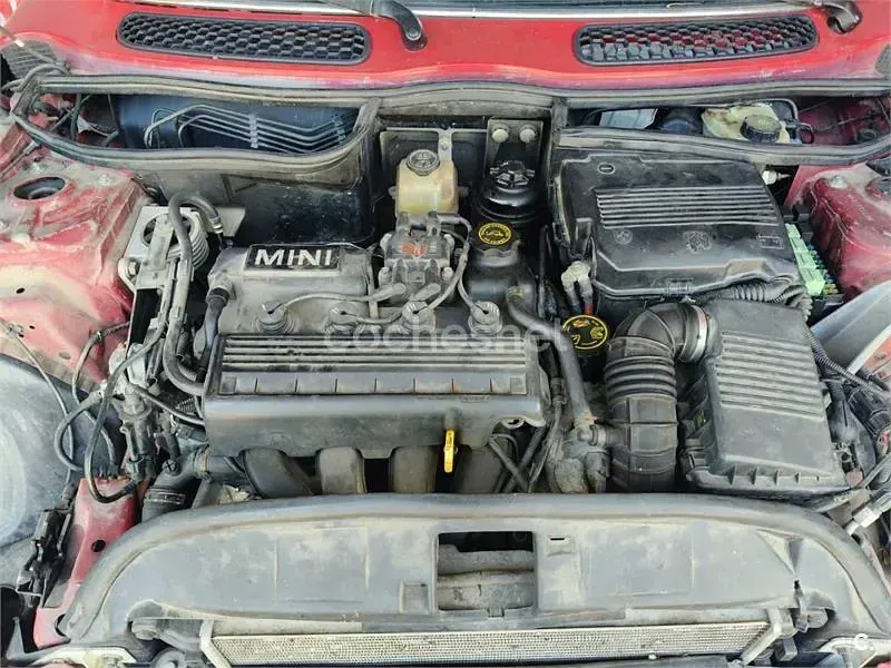 Usado Mini Cooper 115 CV (84 kW) 2002 Rojo Utilitario