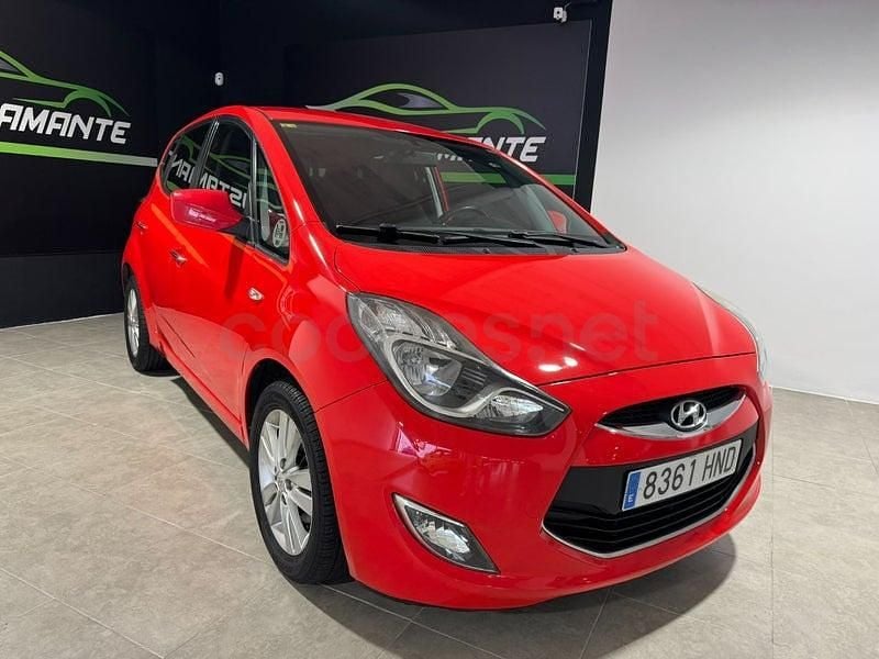 Usado Hyundai ix20 Comfort 116 CV (85 kW) 2013 Rojo Utilitario