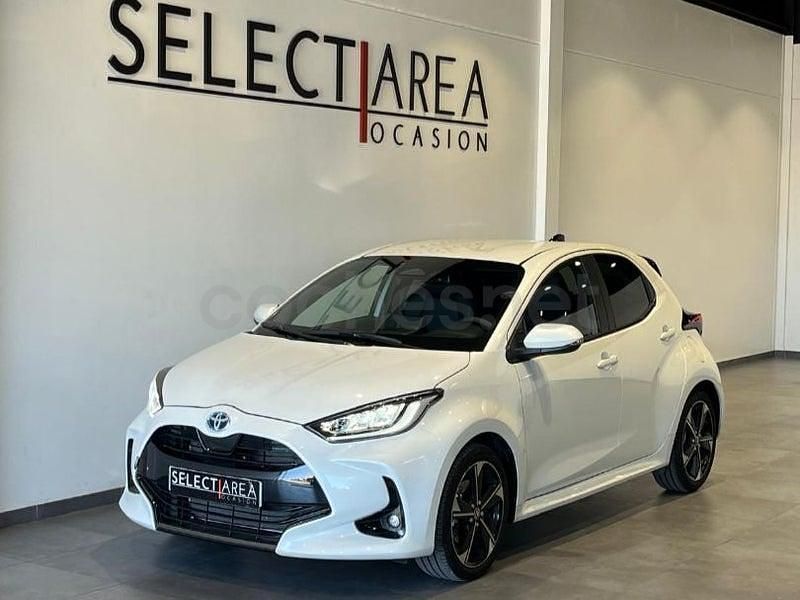 Usado Toyota Yaris Hybrid Style 116 CV (85 kW) 2025 Blanco Berlina