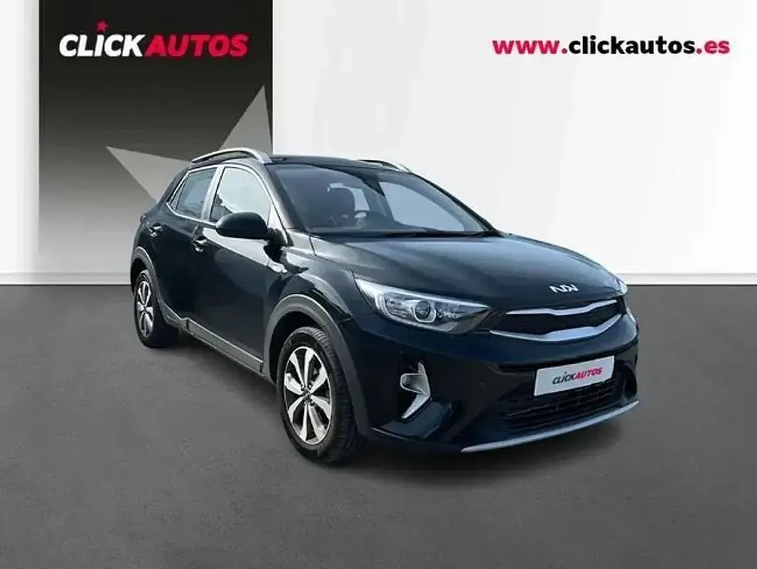 Usado Kia Stonic 79 CV (58 kW) 2024 Negro SUV