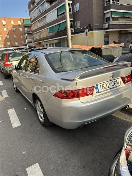 Gris / plata Usado 2003 Honda Accord Comfort Berlina | 3700 € (Buen precio) - Imagen 1/1