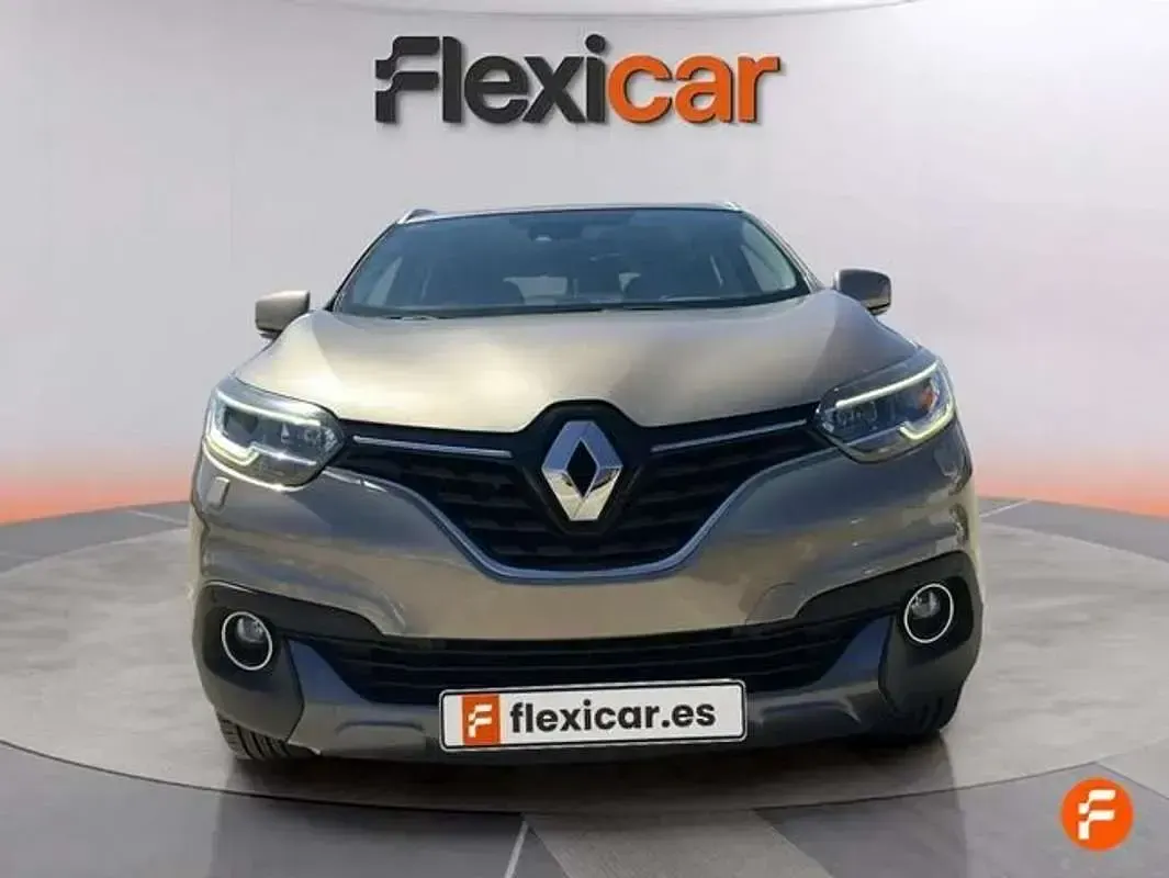 Usado Renault Kadjar Intens 131 CV (96 kW) 2016 Marrón SUV