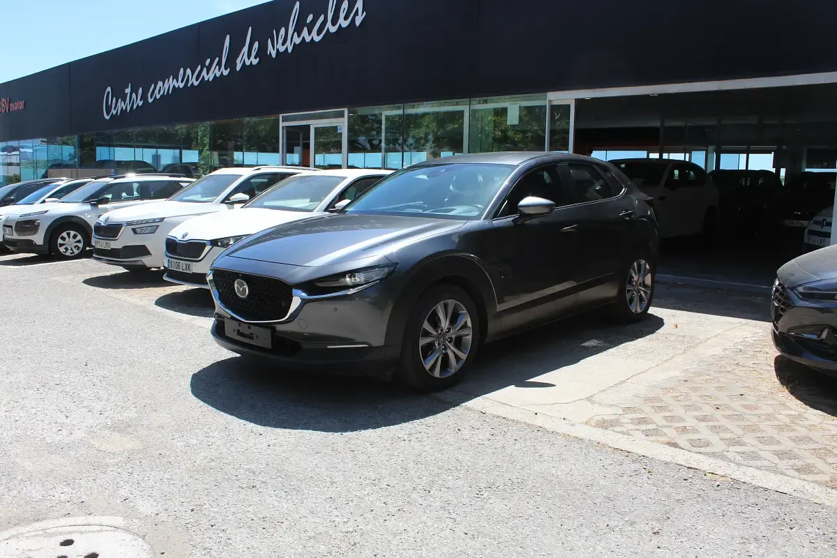 Usado Mazda CX-30 Style 116 CV (85 kW) 2020 Gris SUV