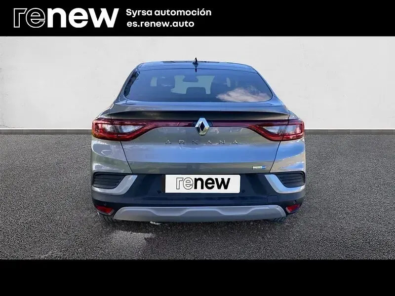 Usado Renault Arkana Zen 145 CV (106 kW) 2022 Gris SUV