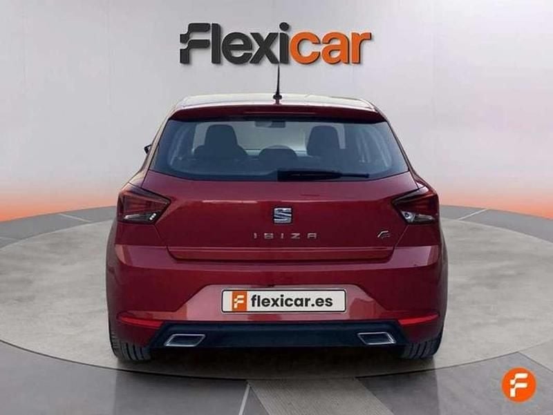 Usado Seat Ibiza FR 115 CV (84 kW) 2018 Rojo Utilitario