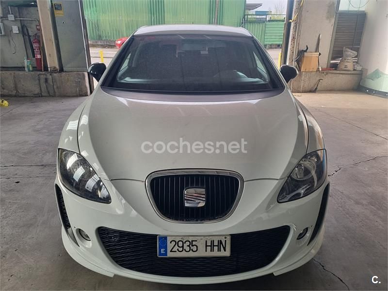 Blanco Usado 2012 Seat Leon Style Berlina | 6500 € (Buen precio) - Imagen 1/4