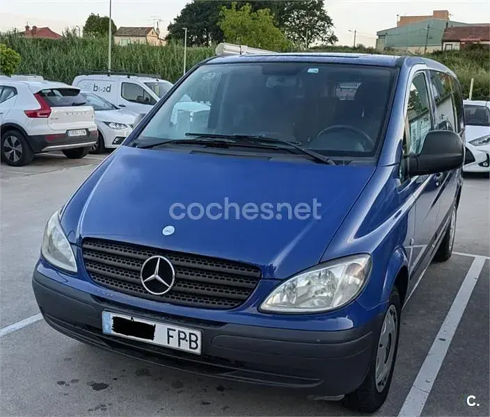 Usado Mercedes Viano 109 CV (80 kW) 2007 Azul Monovolumen