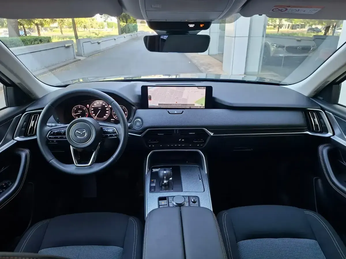 Usado Mazda CX-60 Exclusive-Line 200 CV (147 kW) 2025 Gris / plata SUV