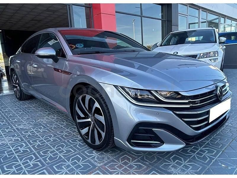 Usado VW Arteon R-line 150 HP (110 kW) 2022 Cinzento Sedan