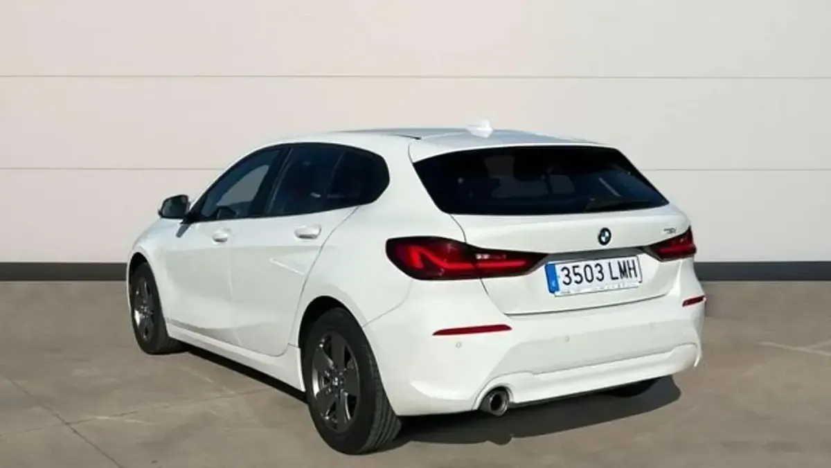 Usado BMW 116 136 CV (100 kW) 2021 Blanco Utilitario