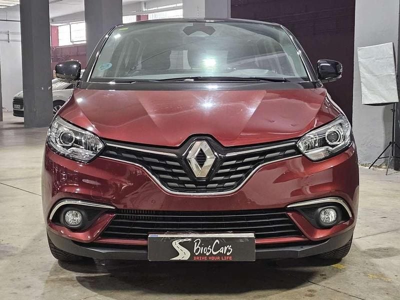 Usado Renault Scénic IV Collection 131 CV (96 kW) 2018 Burdeos Monovolumen