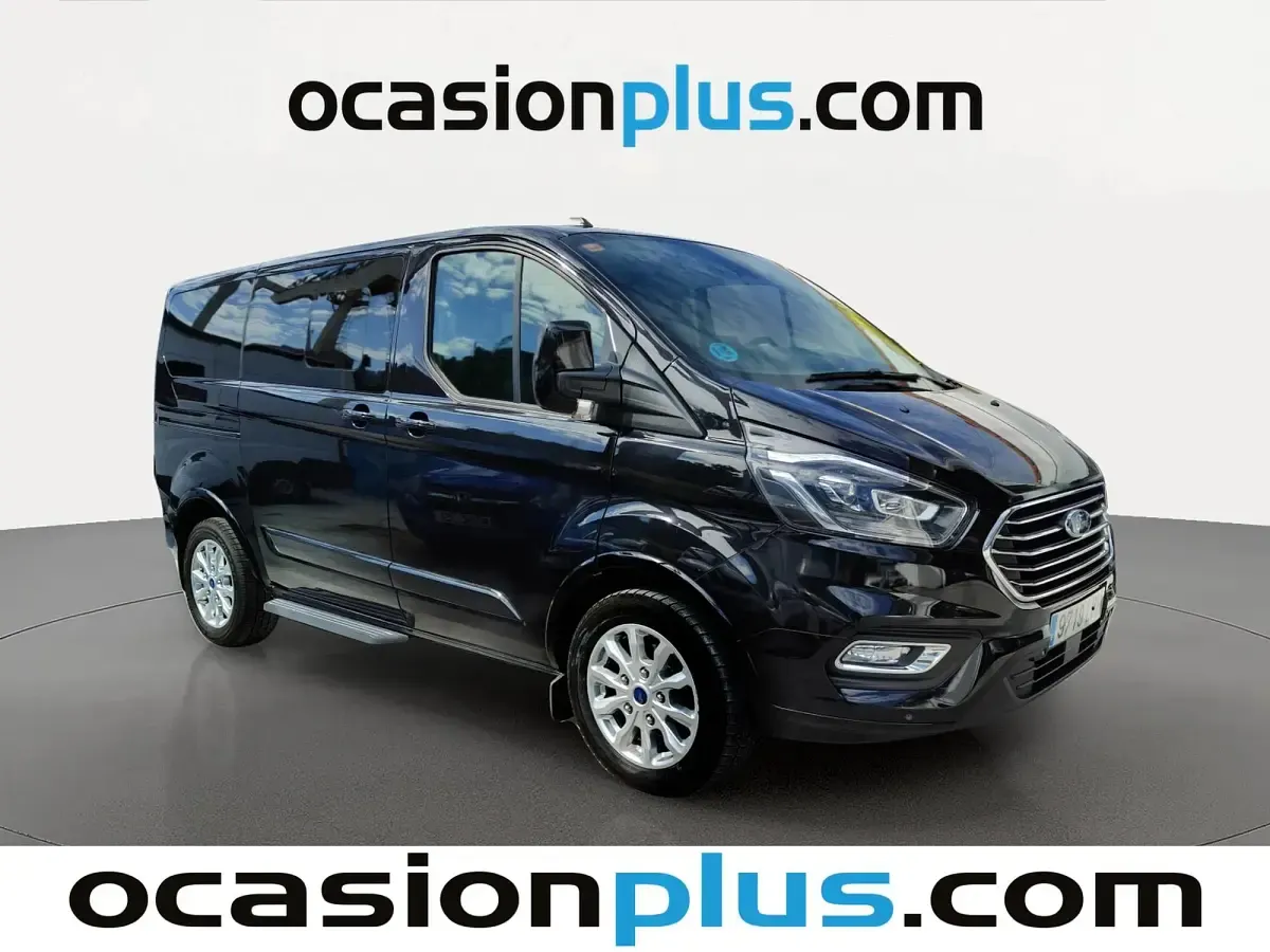 Usado Ford Tourneo Custom Titanium 185 CV (136 kW) 2021 Negro Van