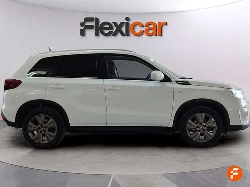 Usado Suzuki Vitara 129 CV (94 kW) 2020 Blanco SUV