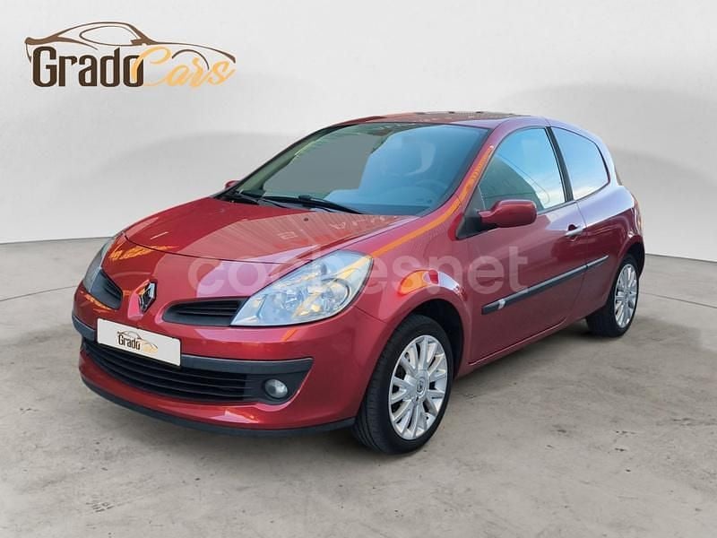 Granate Usado 2007 Renault Clio II Dynamique Berlina | 4990 € (Caro) - Imagen 1/4