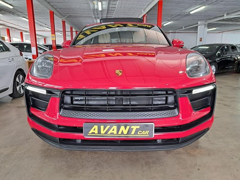 Käytetty Porsche Macan 265 HP (194 kW) 2021 Punainen Katumaasturi