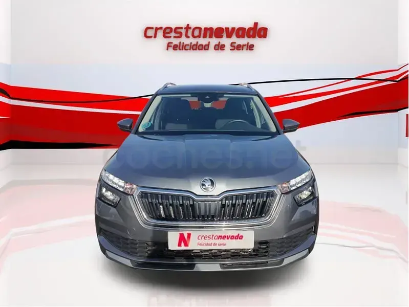 Usado Skoda Kamiq Selection 150 CV (110 kW) 2023 Gris / plata SUV
