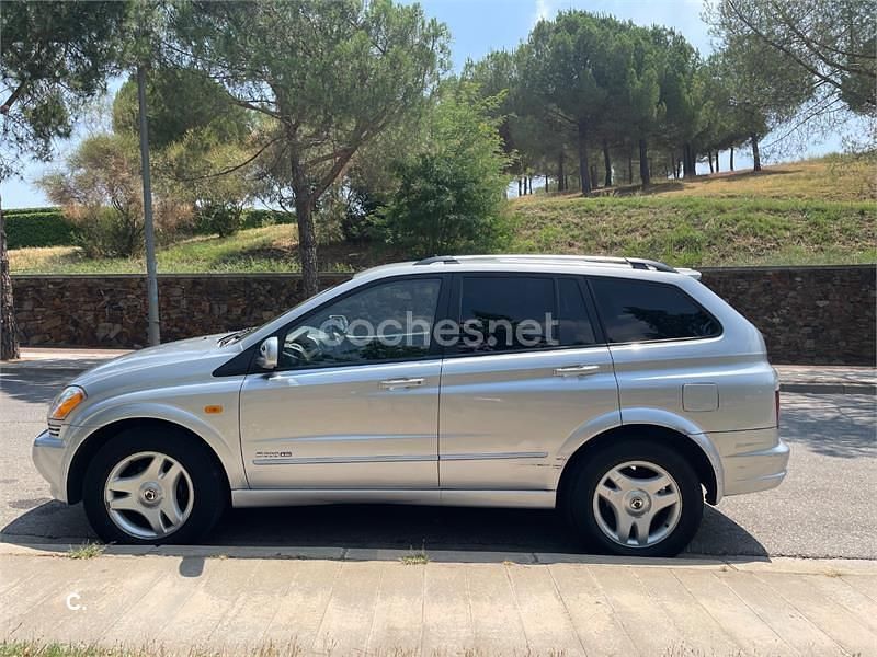 Gris / plata Usado 2006 Ssangyong Kyron SUV | 5450 € (Precio justo) - Imagen 1/4