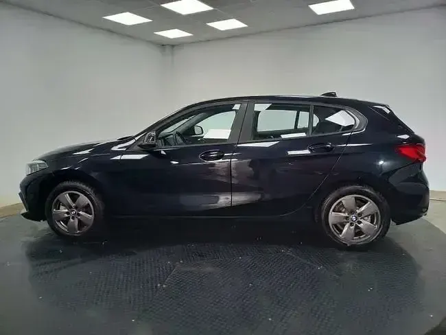 Usado BMW 116 Advantage 117 CV (86 kW) 2020 Negro Utilitario