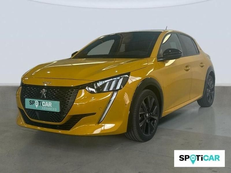 Amarillo Usado 2021 Peugeot 208 GT Utilitario | 18.900 € (Caro) - Imagen 1/3
