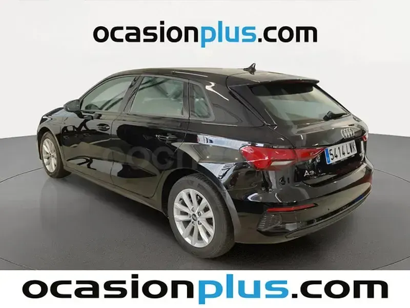 Usado Audi A3 110 CV (80 kW) 2022 Negro Berlina