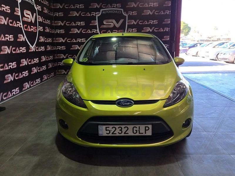 Usado Ford Fiesta Trend 68 CV (50 kW) 2009 Verde Utilitario