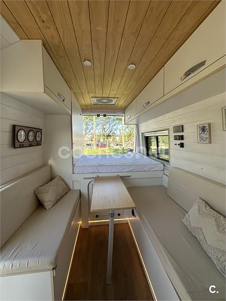 Blanco Usado 2016 Ford Transit Trend Familiar | 43.900 € - Imagen 1/4