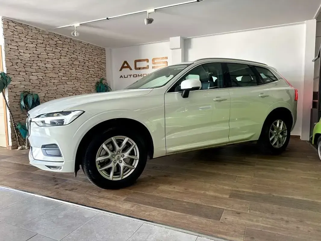 Occasion Volvo XC60 Momentum 197 ch (144 kW) 2021 Blanc SUV