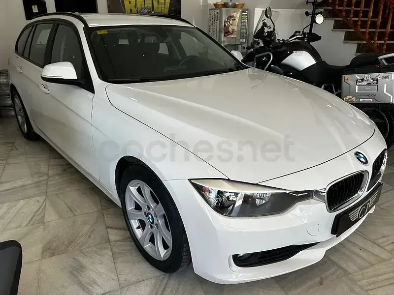 Usado BMW 316 Comfort Edition 136 CV (100 kW) 2014 Blanco Familiar