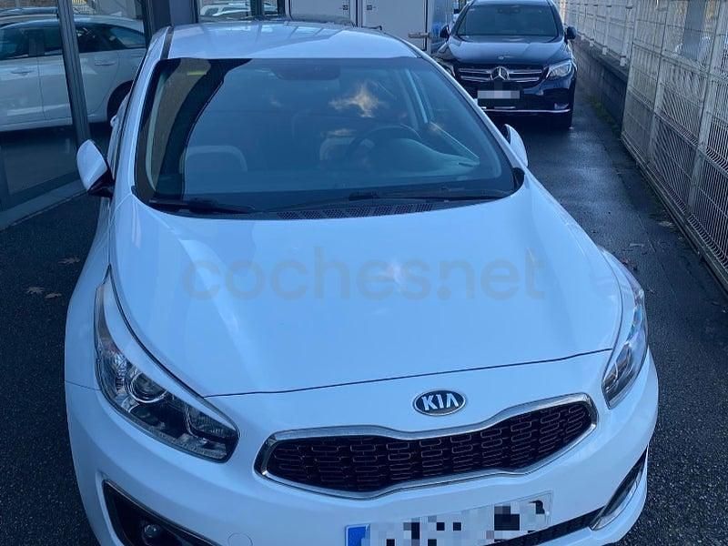 Usado Kia Ceed GT 90 CV (66 kW) 2016 Blanco Berlina