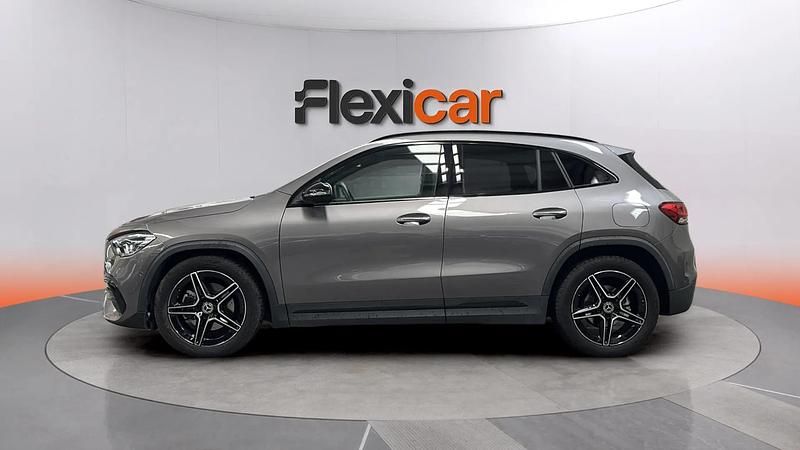 Usado Mercedes GLA200 150 CV (110 kW) 2021 Gris SUV