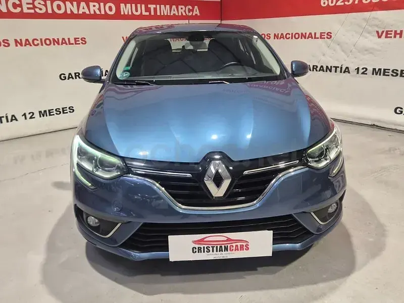 Usado Renault Mégane IV Bose Edition 115 CV (84 kW) 2019 Azul Berlina
