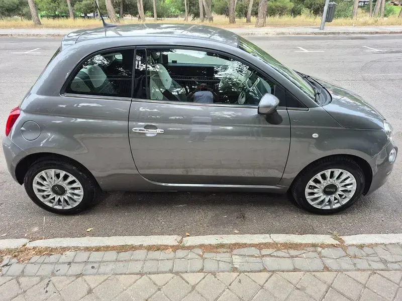 Usado Fiat 500 Lounge 69 CV (50 kW) 2020 Gris / plata Berlina