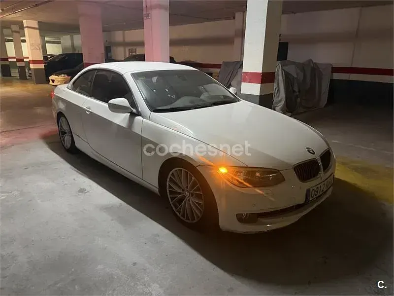 Usado BMW 330 Cabriolet 245 CV (180 kW) 2013 Blanco Descapotable