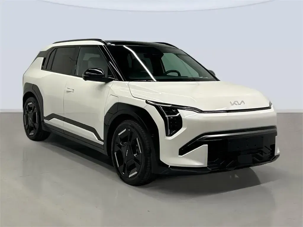 Nuevo Kia EV3 GT-Line 150 kW (204 CV) 2025 Ivory silver matte SUV