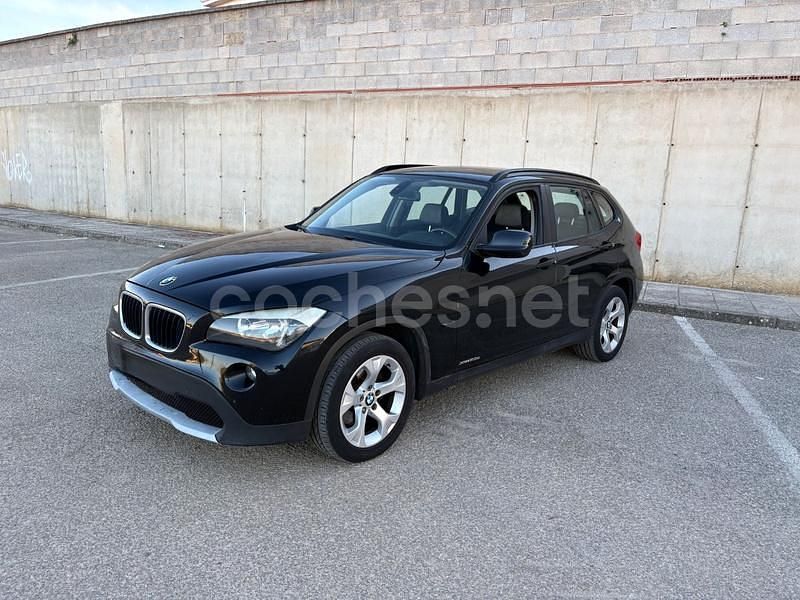 Negro Usado 2010 BMW X1 SUV | 8990 € (Buen precio) - Imagen 1/4