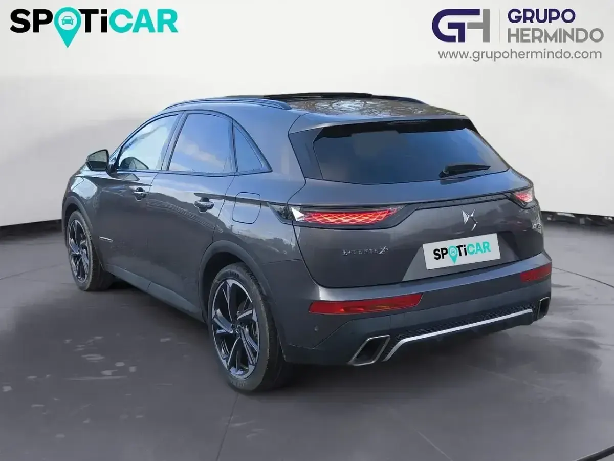Usado DS Automobiles DS7 Crossback 300 CV (220 kW) 2022 Gris / plata SUV