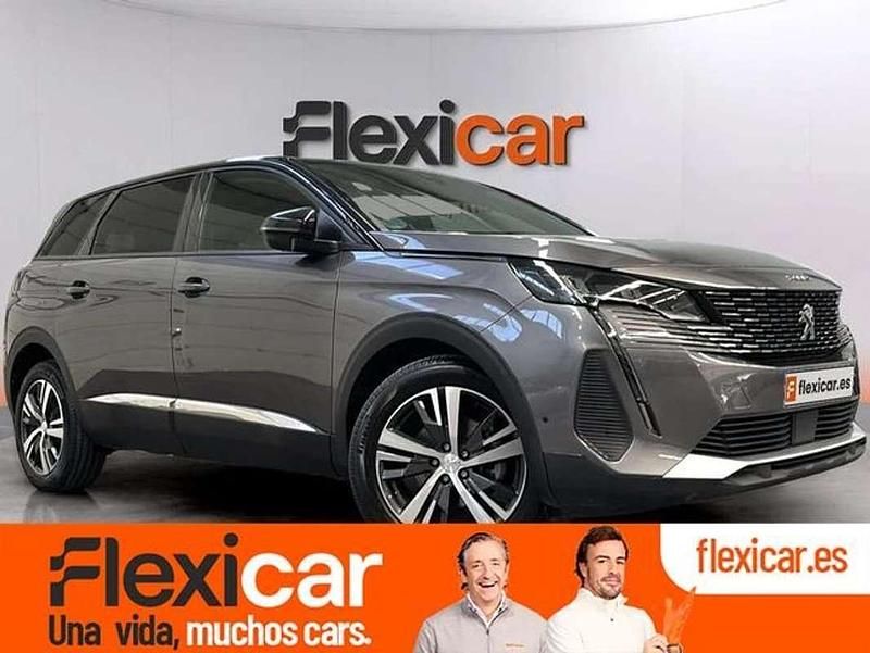 Usado Peugeot 5008 Allure 131 CV (96 kW) 2022 Gris SUV