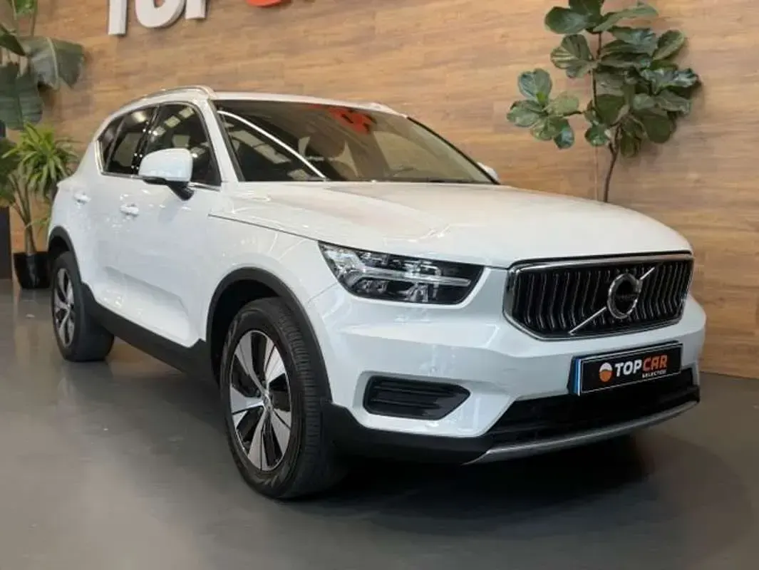 Usado Volvo XC40 179 CV (131 kW) 2021 Blanco SUV