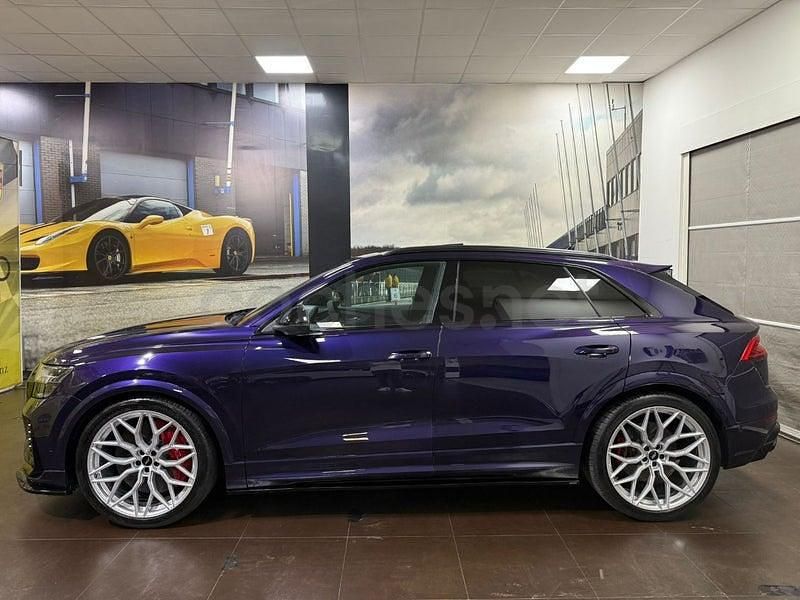 Usado Audi RS Q8 Exclusive 600 CV (441 kW) 2022 Violeta / lila SUV