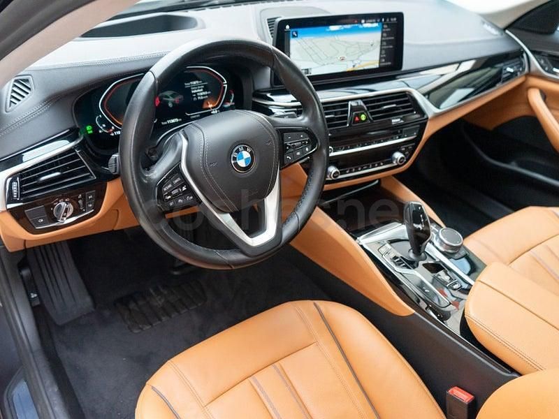 Usado BMW 520 Sport Line 184 CV (135 kW) 2021 Gris / plata Berlina